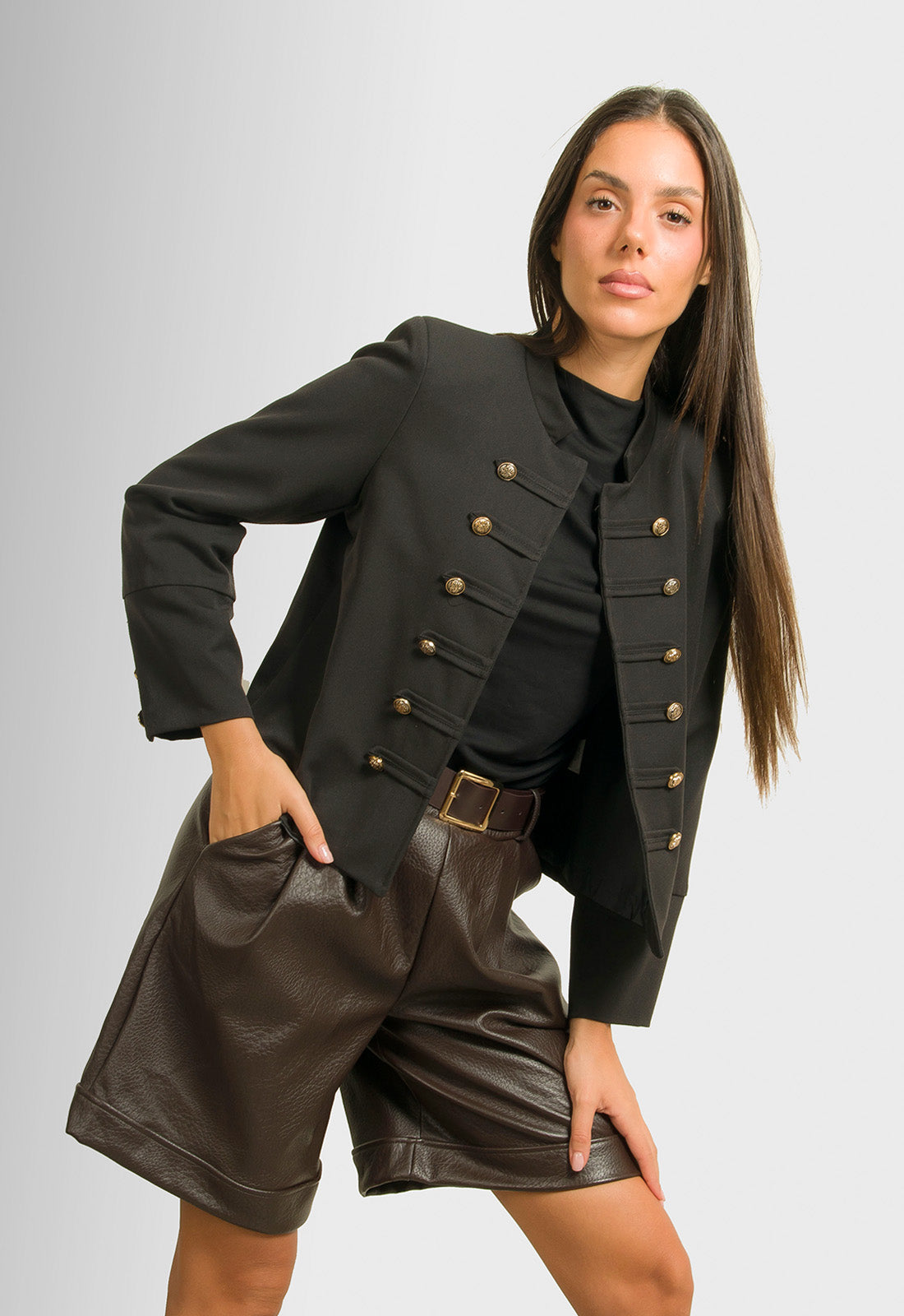 ΣΑΚΑΚΙ CROPPED ΣΕ ΣΤΥΛ MILITARY-ΜΑΥΡΟ