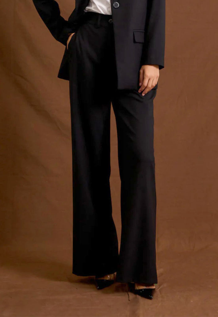 ΠΑΝΤΕΛΟΝΙ ΤR ΜΕ ΛΑΣΤΙΧΟ ΣΤΗ ΜΕΣΗ-ΜΑΥΡΟ