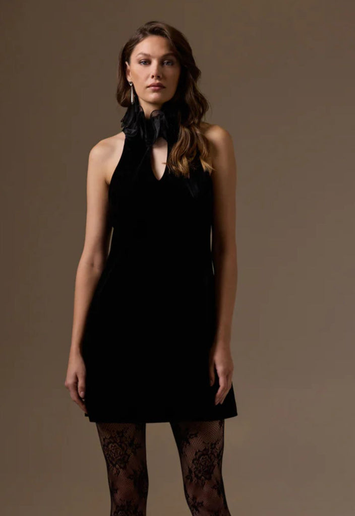 ΦΟΡΕΜΑ ΜΙΝΙ ΜΕ ΓΙΑΚΑ ΔΙΑΦΑΝΟ ΤΟΥΛΙ-ΜΑΥΡΟ