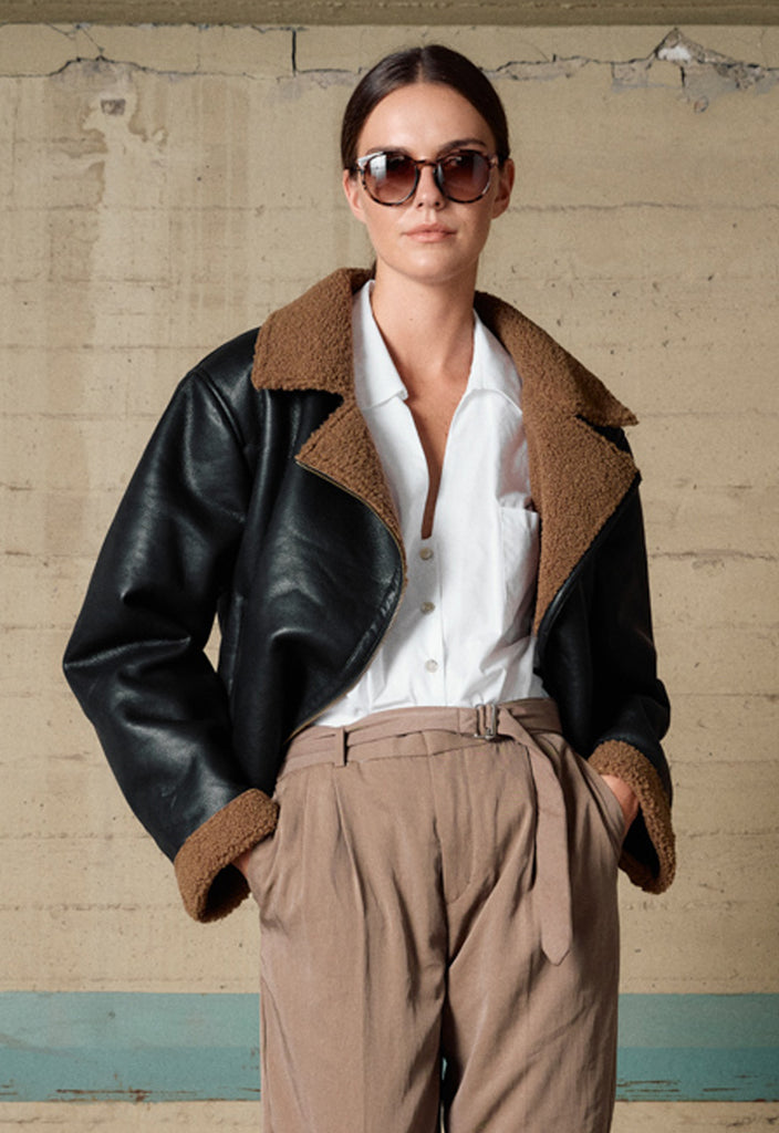 ΠΑΝΩΦΟΡΙ biston ΔΕΡΜΑΤΙΝΗΣ ΜΕ ΓΟΥΝΑ-ΚΑΦΕ