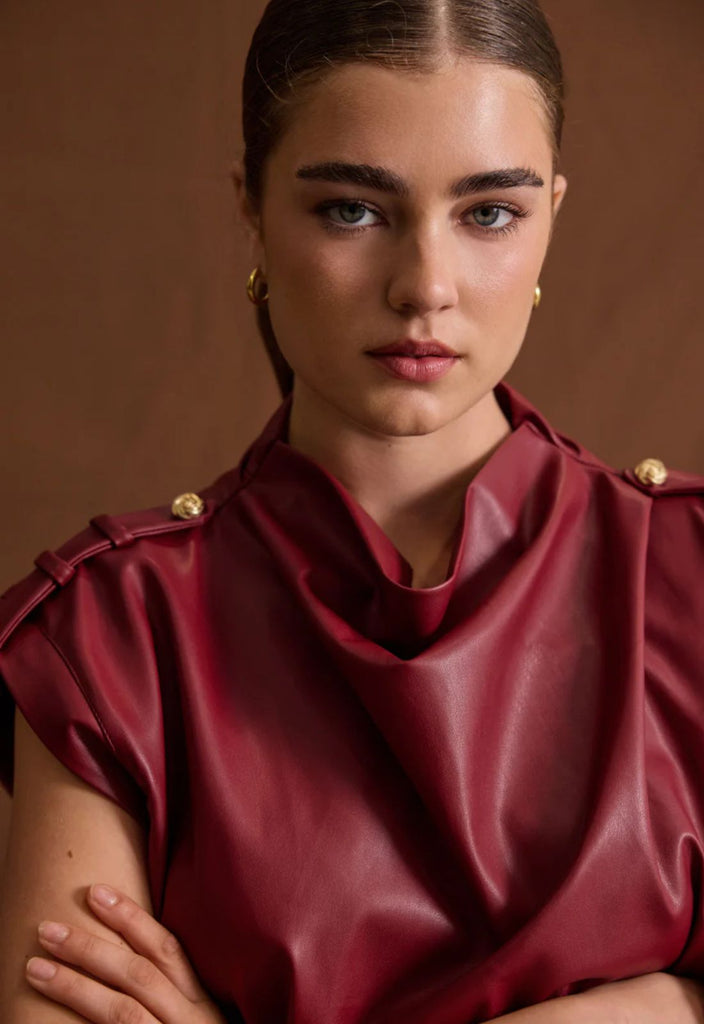 ΜΠΛΟΥΖΑ ΔΕΡΜΑΤΙΝΗΣ ΜΕ ΖΩΝΗ-ΜΠΟΡΝΤΟ