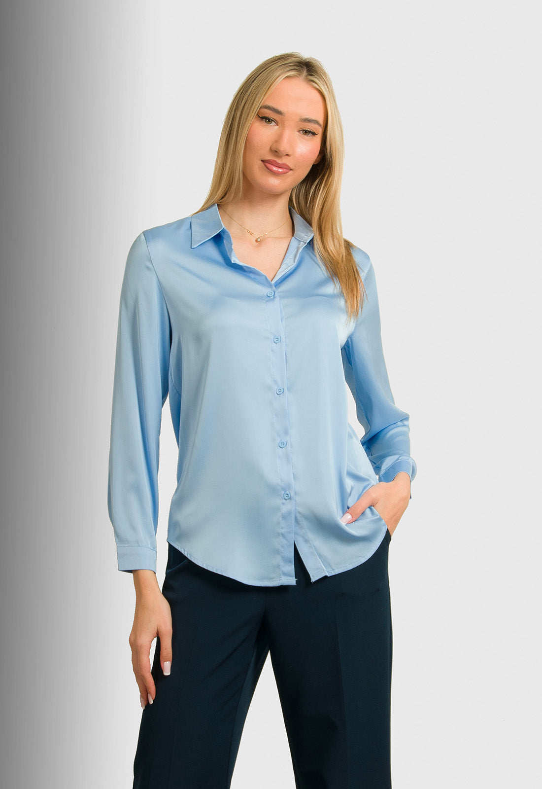 ΠΟΥΚΑΜΙΣΟ ΣΑΤΕΝ ΣΕ ΙΣΙΑ ΓΡΑΜΜΗ-ΣΙΕΛ