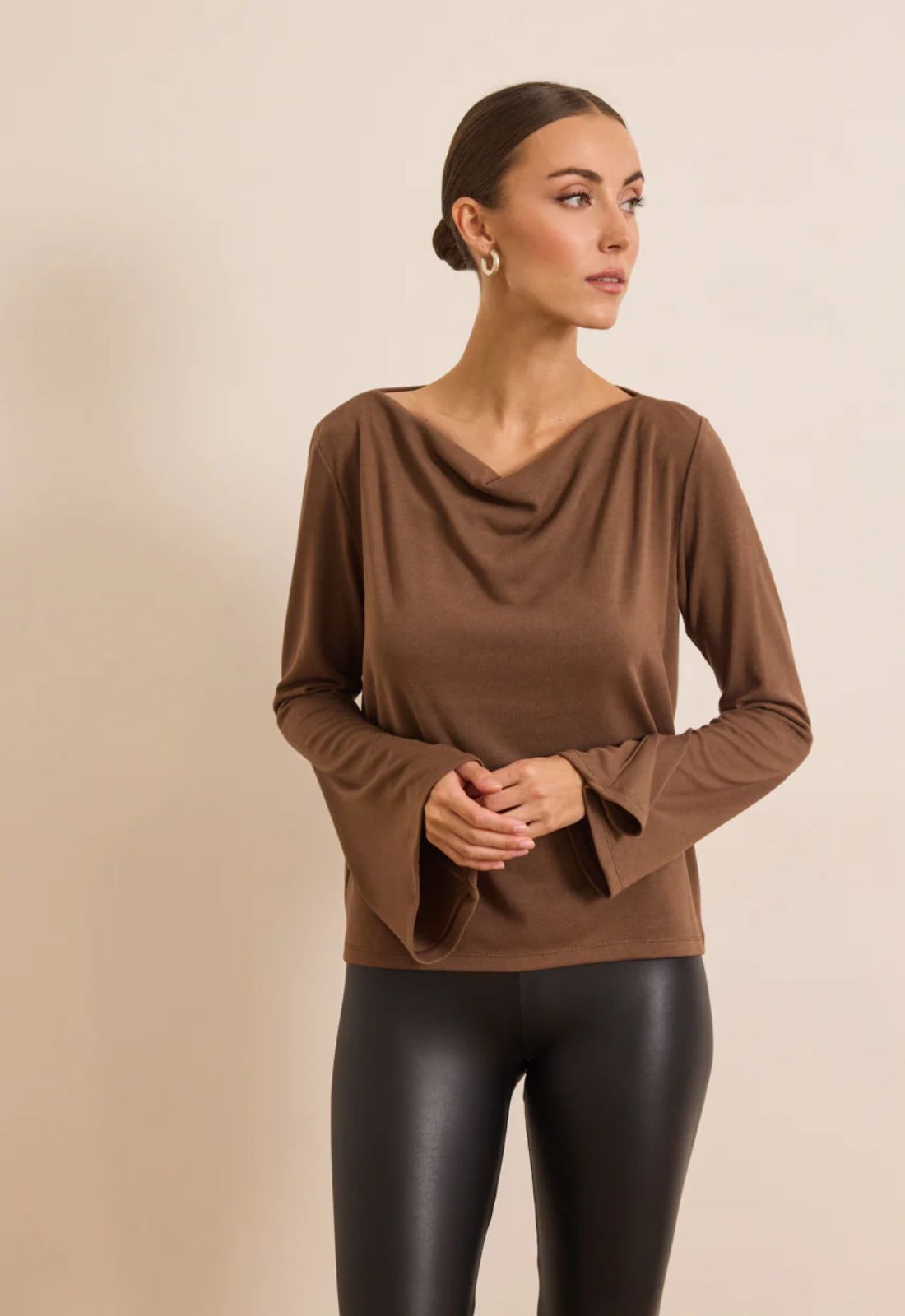 ΜΠΛΟΥΖΑ ΝΤΡΑΠΕ ΜΕ ΚΑΜΠΑΝΑ ΜΑΝΙΚΙ-ΚΑΦΕ