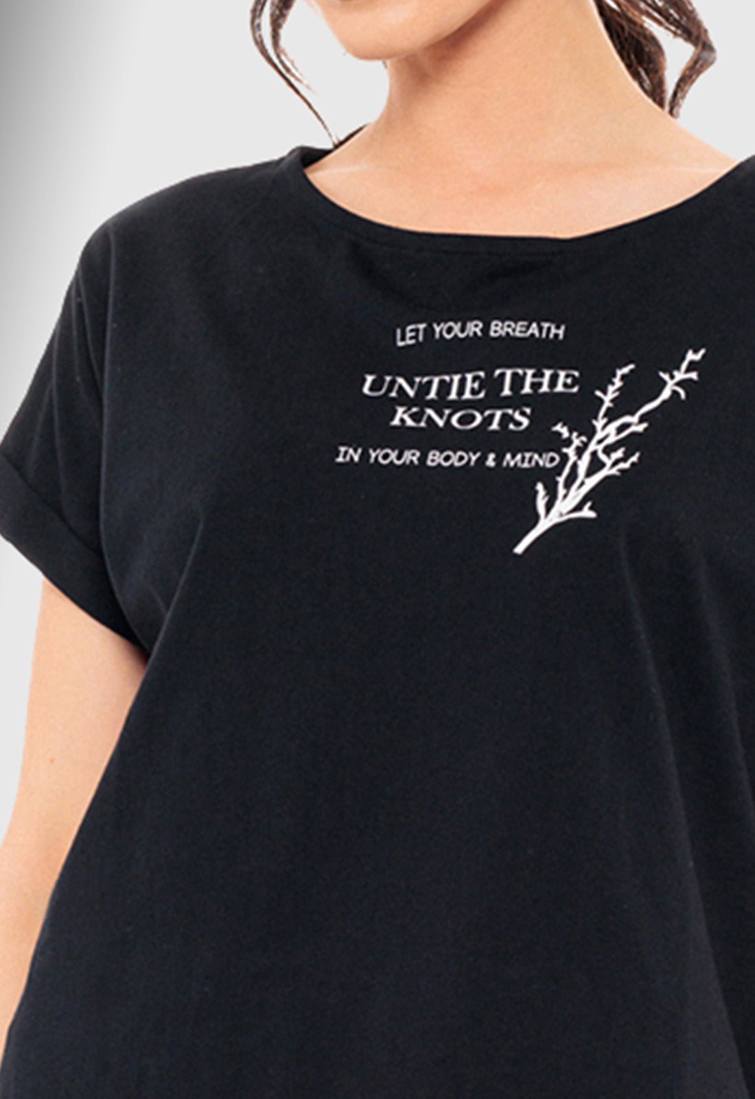 T-SHIRT ΒΑΜΒΑΚΕΡΟ ΜΕ ΤΥΠΩΜΑ KNOTS-ΜΑΥΡΟ