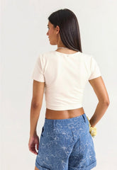 ΜΠΛΟΥΖΑΚΙ CROP TOP ΕΦΑΡΜΟΣΤΟ-ΕΚΡΟΥ