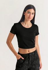 ΜΠΛΟΥΖΑΚΙ CROP TOP ΕΦΑΡΜΟΣΤΟ-ΜΑΥΡΟ