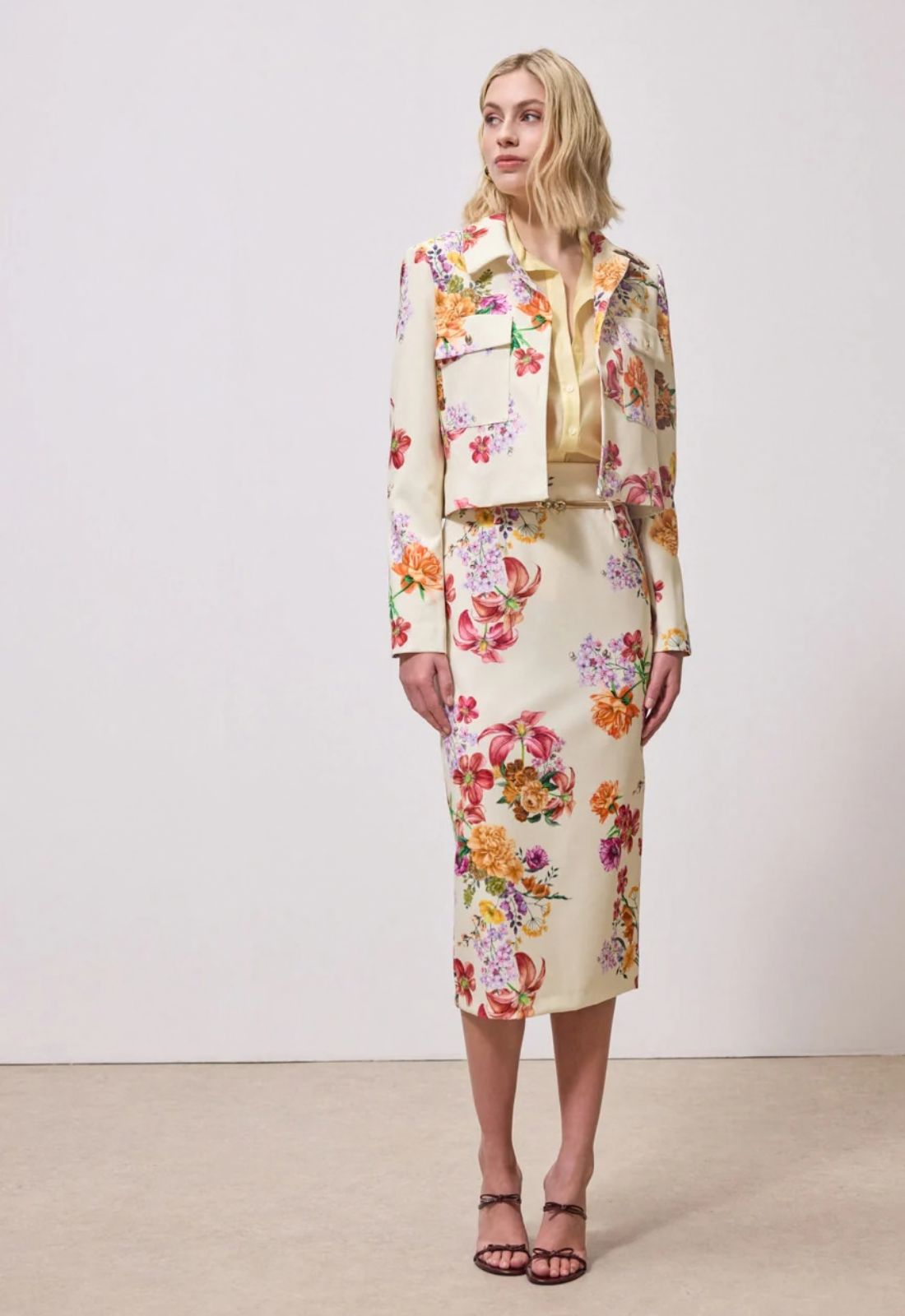 ΣΑΚΑΚΙ CROPPED FLORAL - ΒΑΝΙΛΙΑ