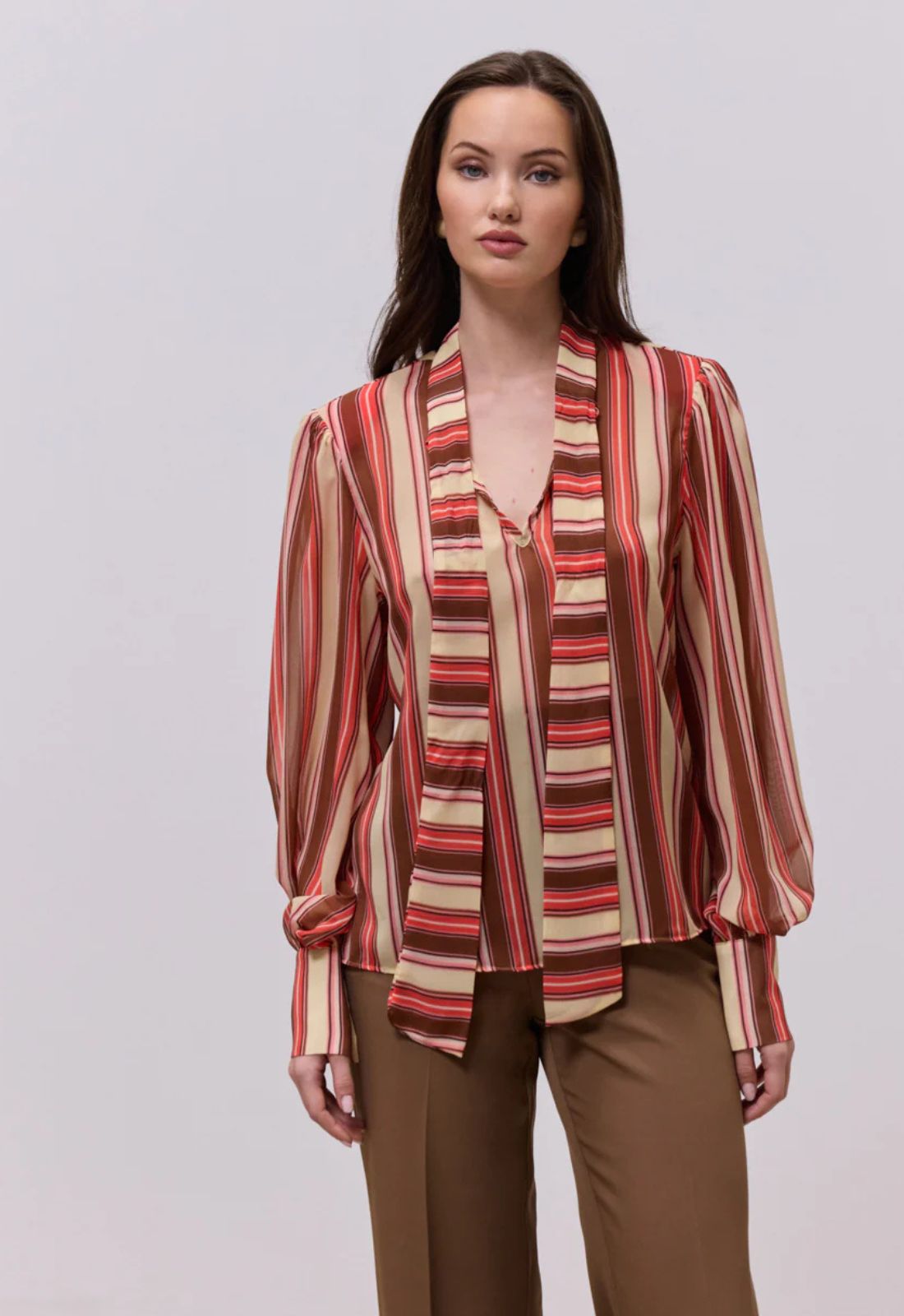 ΜΠΛΟΥΖΑ ΡΙΓΕ ΜΕ ΦΙΟΓΚΟ-TOMATO