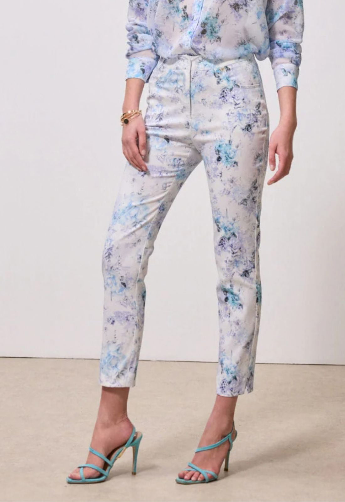ΠΑΝΤΕΛΟΝΙ FLORAL CROPPED SLIM FIT-ΣΙΕΛ