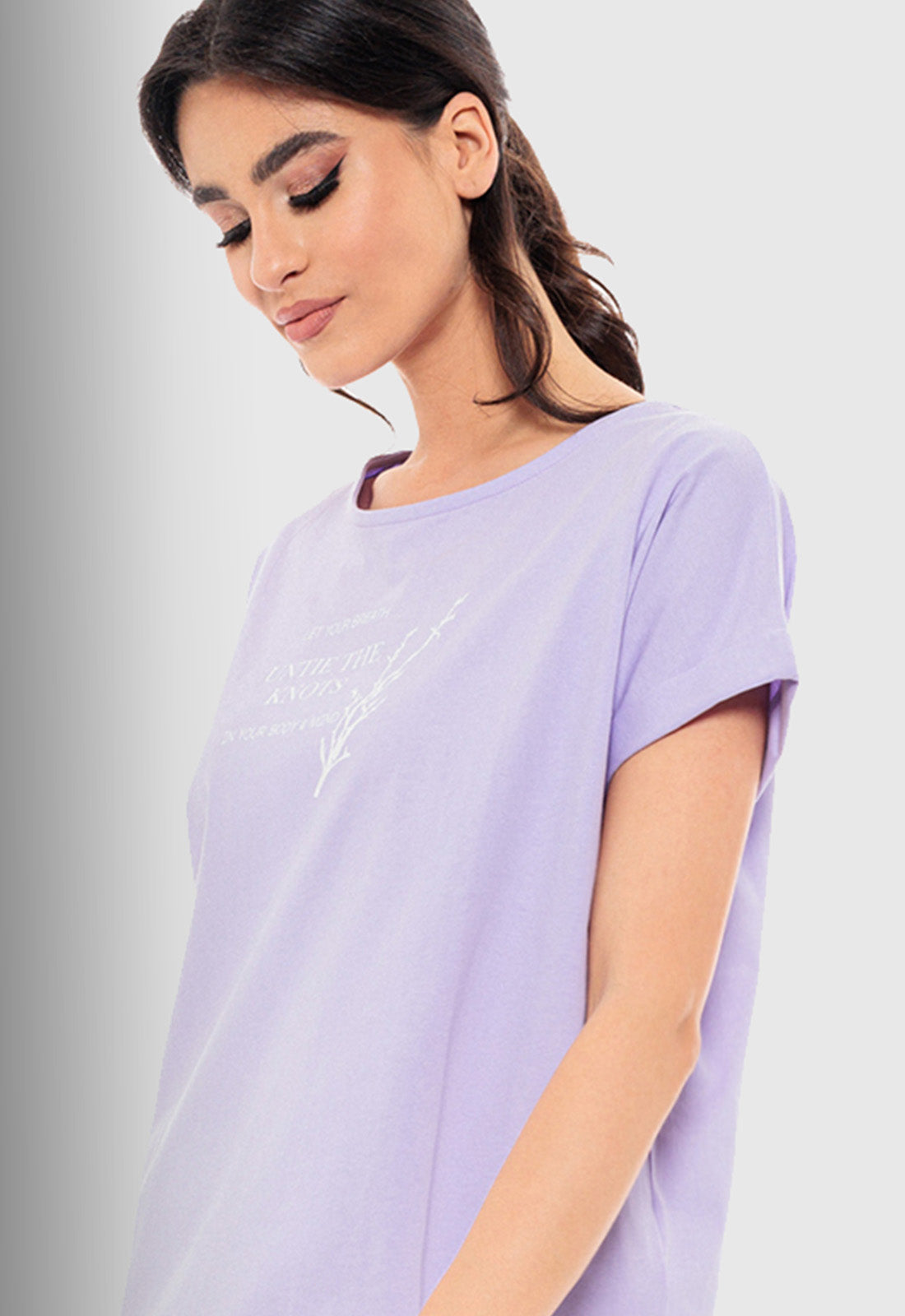 T-SHIRT ΒΑΜΒΑΚΕΡΟ ΜΕ ΤΥΠΩΜΑ KNOTS-ΛΙΛΑ