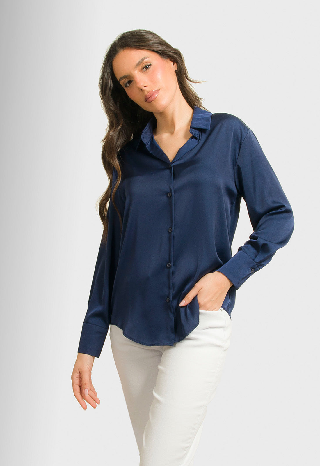 ΠΟΥΚΑΜΙΣΟ ΣΑΤΕΝ ΣΕ ΙΣΙΑ ΓΡΑΜΜΗ-ΜΠΛΕ