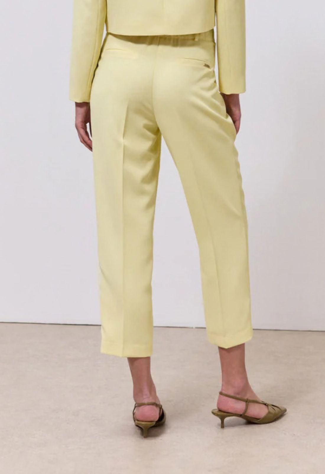 ΠΑΝΤΕΛΟΝΙ ΨΗΛΟΜΕΣΟ ΙΣΙΟ - LEMON