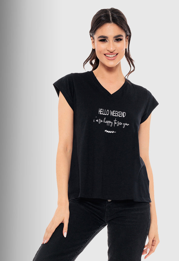 T-SHIRT ΒΑΒΜΒΑΚΕΡΟ ΜΕ V & ΤΥΠΩΜΑ-ΜΑΥΡΟ