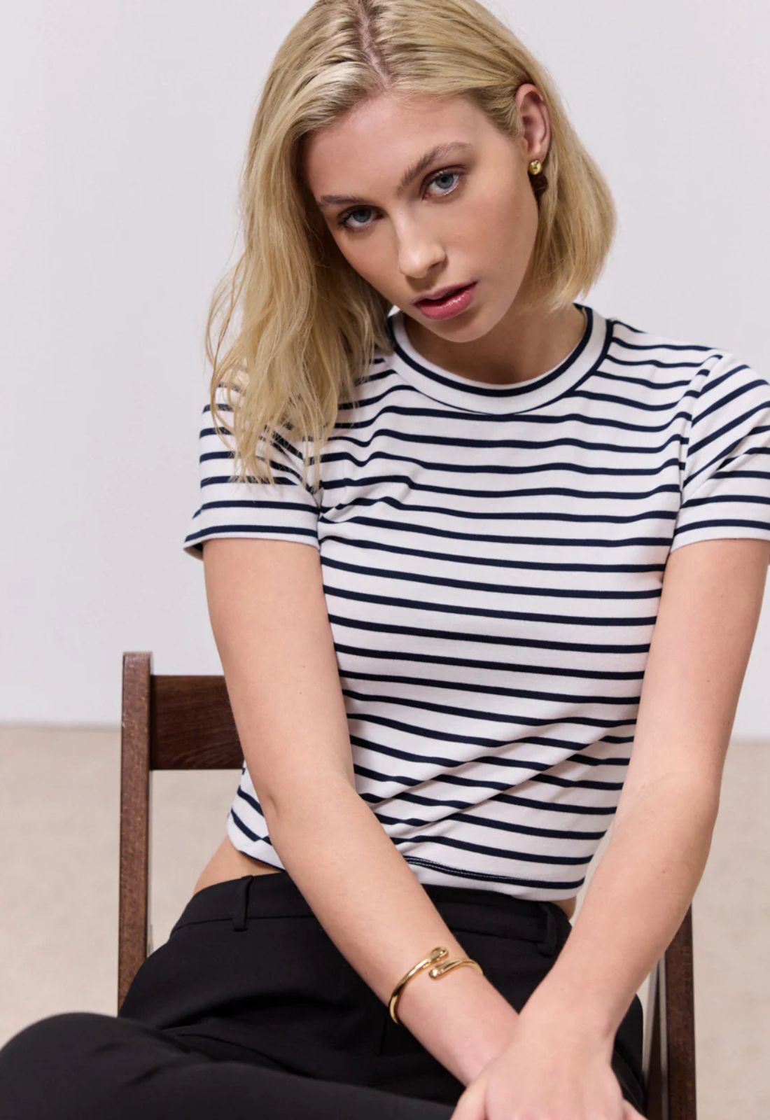 ΜΠΛΟΥΖΑ CROP ΡΙΓΕ-NAVY