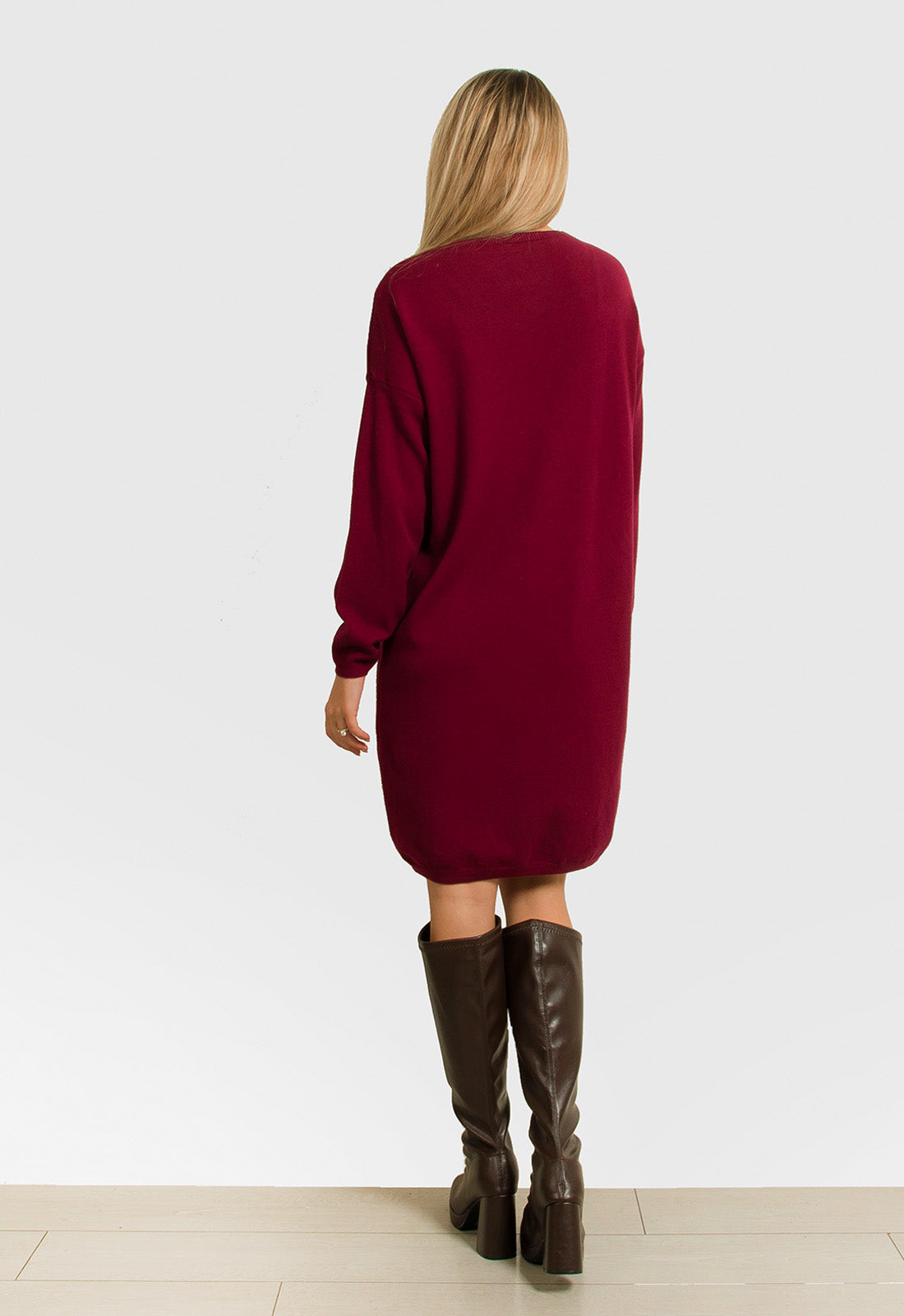 ΦΟΡΕΜΑ ΠΛΕΚΤΟ ΜΕ V - ΜΠΟΡΝΤΟ