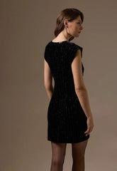 ΦΟΡΕΜΑ ΜΙΝΙ ΒΕΛΟΥΔΟ ΜΕ ΓΚΛΙΝΤΕΡ-ΜΑΥΡΟ